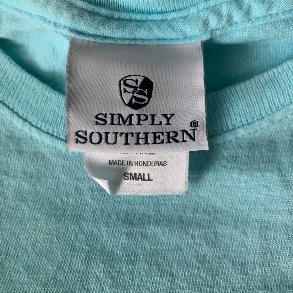 ✿ Simply Southern Collection Tee ✿ - Picture 3 of 4